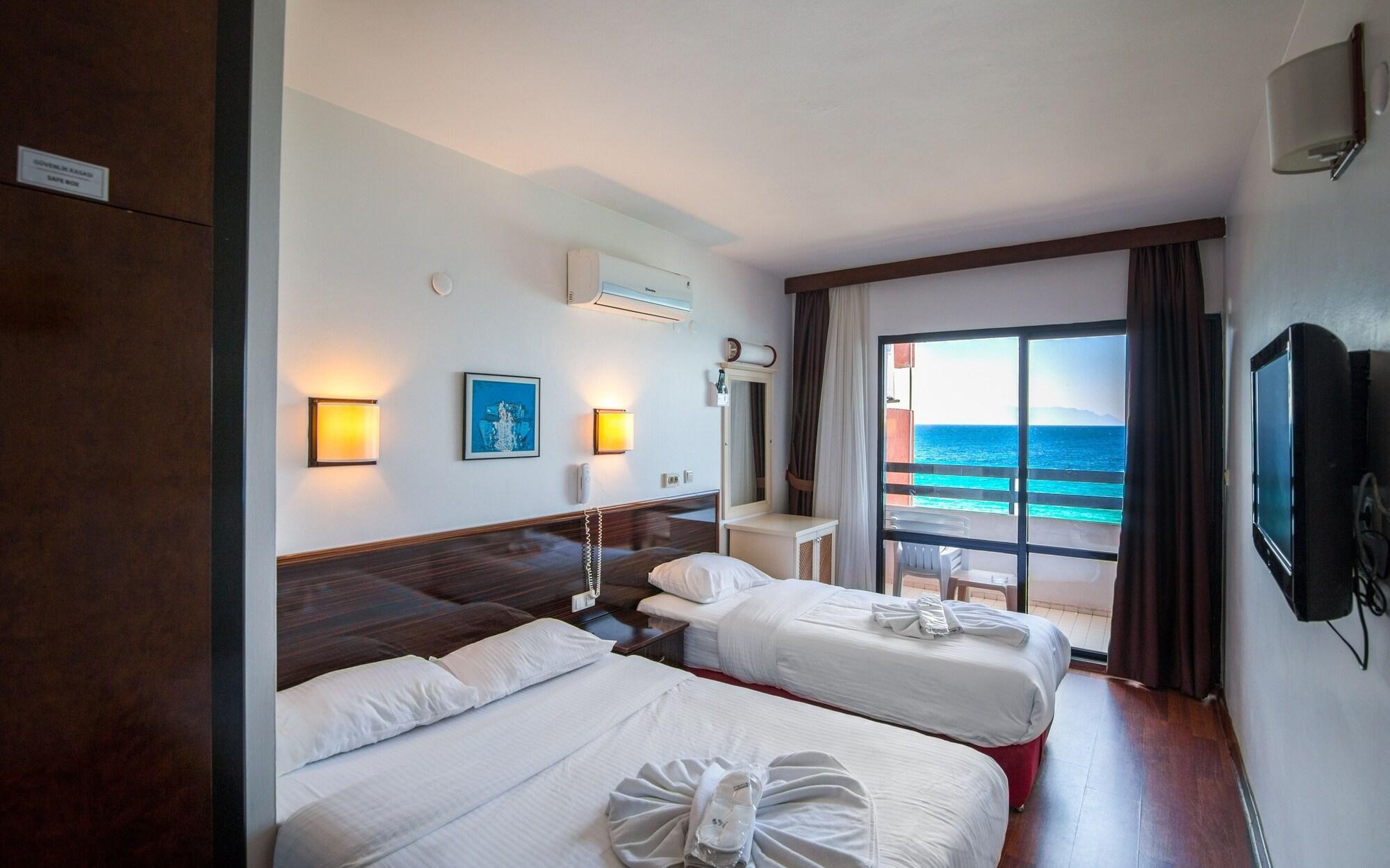 Sunday Hotel Kuşadası