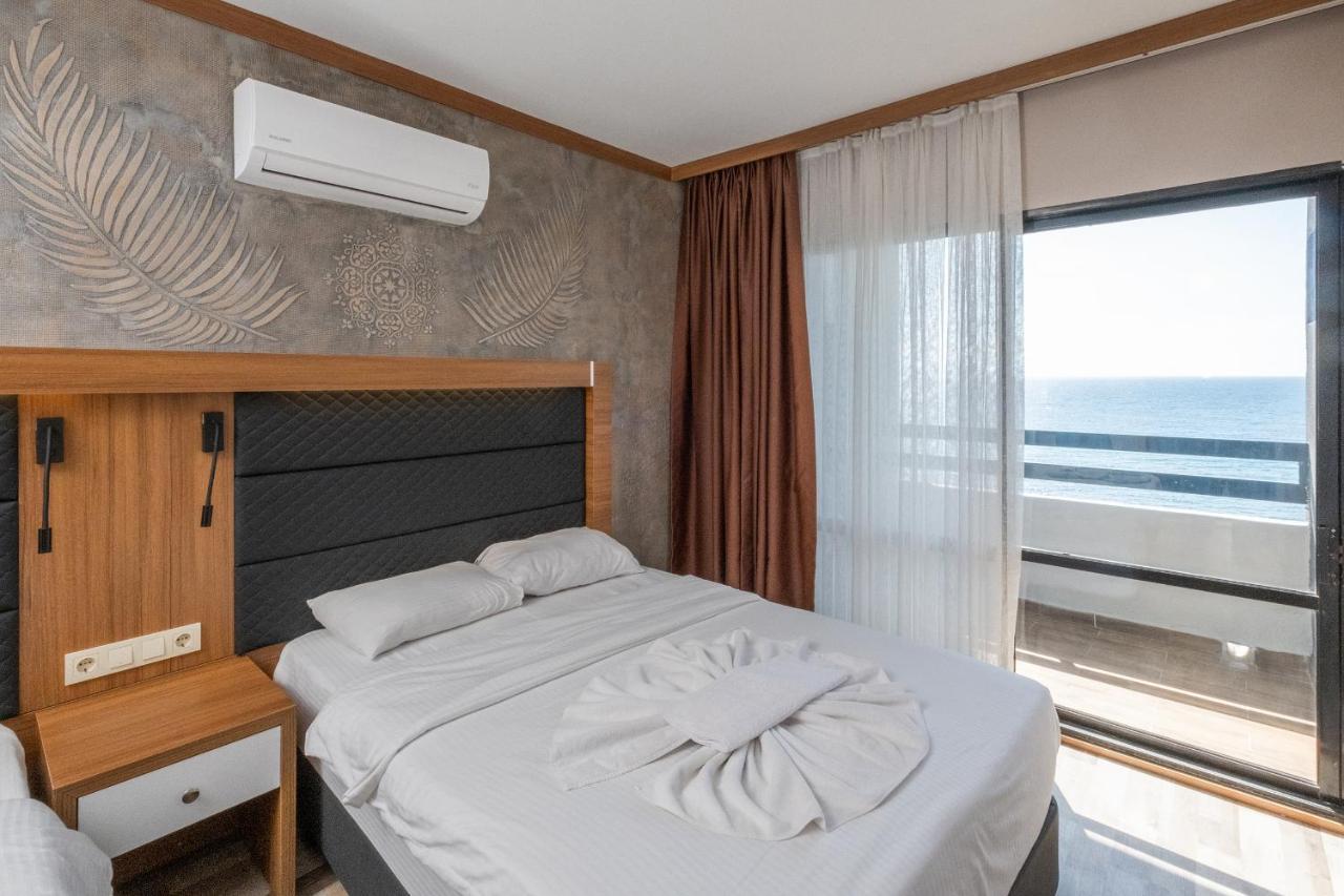 Sunday Otel Kuşadası